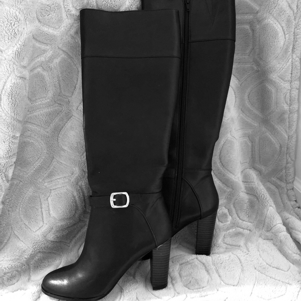 Never worn* tall/black Ann Taylor boots!!